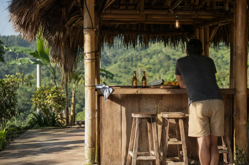 Plano — Kiosko con Barra Social